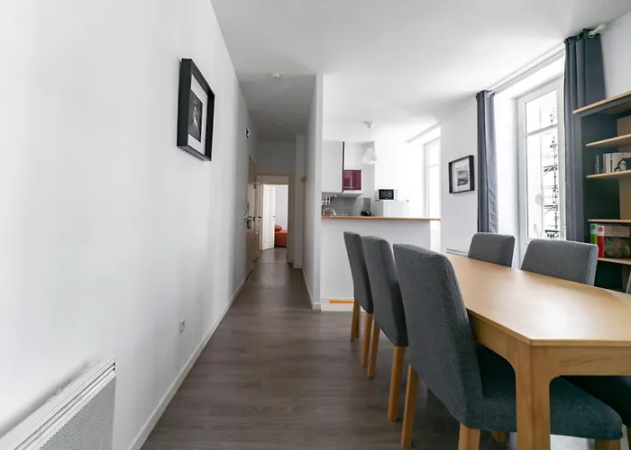 Le Brit - Grand Appartement Design, 3 Chambres, Centre Ville